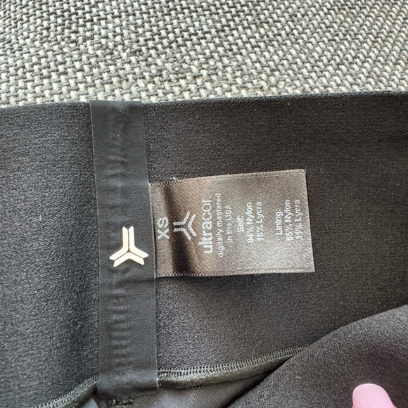 Ultracor woman's knockout legging in size xs - Picture 5 of 5